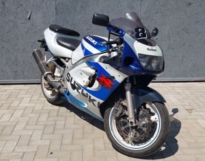 Suzuki GSXR Srad 600