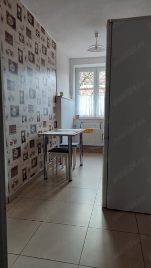 Apartament cu 2 camere, semicentral - imagine 4