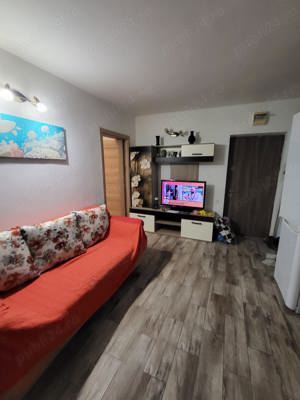 Apartament Sat Vacanta pentru inchiriat - imagine 2