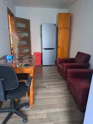 Închiriez apartament o camera  - imagine 4