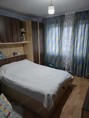 Vand apartament 3 camere Tulcea - imagine 2