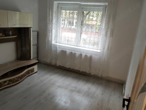 Închiriez apartament cu 3 camere  - imagine 3