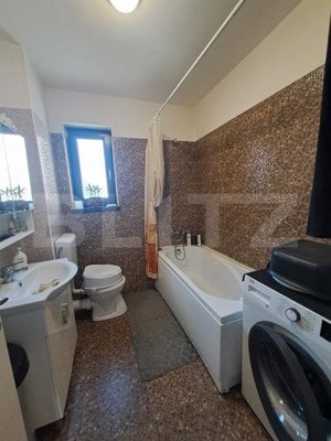 Apartament 2 camere, 52 mp, decomandat, cu parcare, zona Tractoru-Central - imagine 6