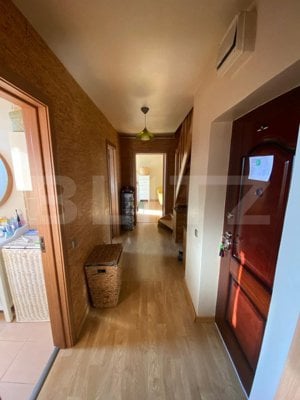 Apartament 4 camere, deco, 95mp, boxa 20 mp si garaj, la cheie,in zona Petrom  - imagine 4