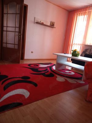 Inchiriez apartament 2 camere ultracentral,utilat,mobilat - imagine 7