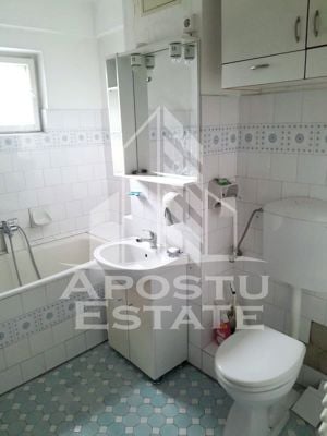 Apartament 3 camere ,etaj2, centrala proprie, zona Aradului - imagine 2