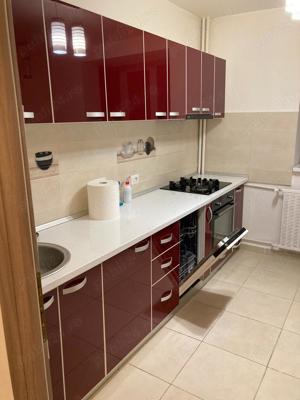 Obor apartament 2 camere metrou Mihai Bravu bloc reabilitat amenajat modern et 2