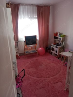 Vând apartament cu 3 camere in Sebes  - imagine 9