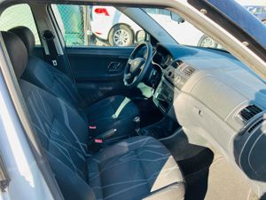 Skoda Fabia 2013 1.2Tsi Ambition 85cp Euro5 - imagine 4