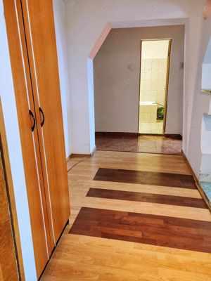 Apartament spatios situat la etaj intermediar, zona Ultracentrala - imagine 2