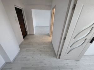 Apartament cu 2 camere in Micro 18 - imagine 7