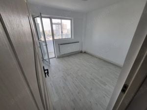 Apartament cu 2 camere in Micro 18 - imagine 2