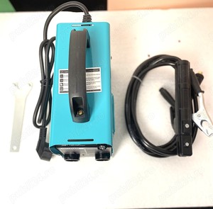 Invertor Hitman 295A - Compact si Puternic!