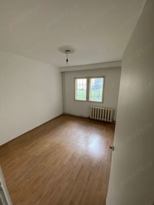 Apartament 3 camere Nicolina Cug - imagine 5