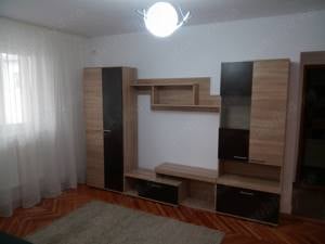 Închiriez apartament cu 2 camere complet mobilat și utilat - imagine 5