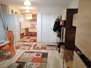 Inchiriez apartament cu 2 camere Floresti