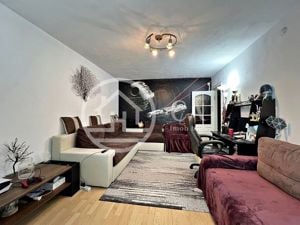 Apartament de vânzare cu 3 camere în zona Ioșia, Oradea - imagine 2