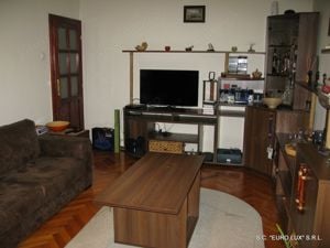 Apartament 2 camere amenajat - Podgoria - Zona Maiakowski - imagine 10