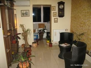 Apartament 2 camere amenajat - Podgoria - Zona Maiakowski - imagine 3