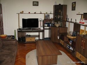 Apartament 2 camere amenajat - Podgoria - Zona Maiakowski - imagine 9