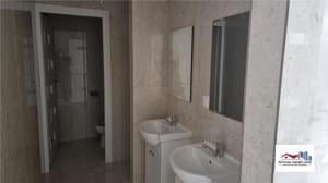 Apartament Nou cu 3 Camere de Vanzare in Zona Centrala - imagine 2