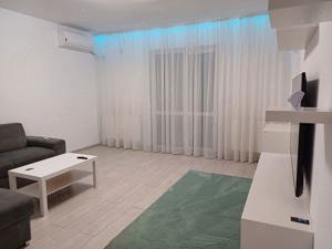 De vanzare apartament 3 camere+loc de parcare ,direct propietar  - imagine 2