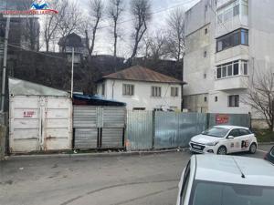 Teren si casa de vanzare zona Piata Veche Tulcea - imagine 8