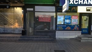 Inchiriez spatiu comercial in Deva, zona ultracentrala (Lido, Casa de Pensii), suprafata utila 25 mp - imagine 8