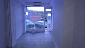 Inchiriez spatiu comercial in Deva, zona ultracentrala (Lido, Casa de Pensii), suprafata utila 25 mp - imagine 3