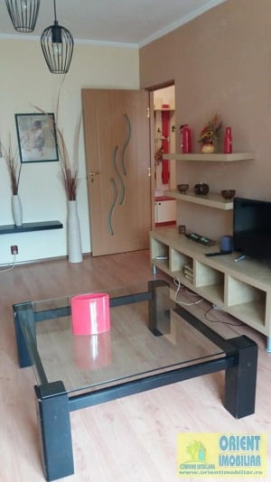 Trocadero, apartament 2 camere, etaj 1, mobilat, inchirieri Constanta - imagine 3