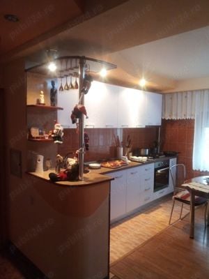 Închiriez apartament 3camere decomandat cu 2 băi -Buzău 