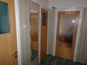 Apartament 3 camere langa statia de metrou 1 Decembrie 1918 (50m) - imagine 3