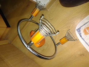 Candelabru rustic.Se trimite și prin poștă.