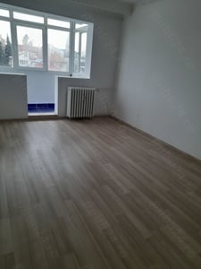 Proprietar vând apartament cu 3 camere - imagine 3