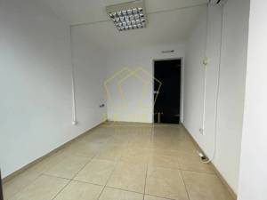 Spatiu comercial bine pozitionat | Lipovei|