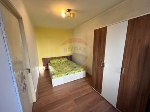 Apartament cu 2 camere de vânzare în zona Craiovita Noua - imagine 7