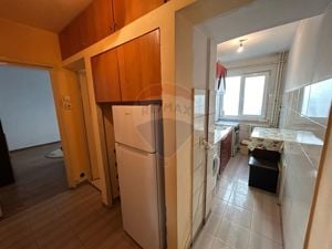 Apartament cu 2 camere de vânzare în zona Craiovita Noua