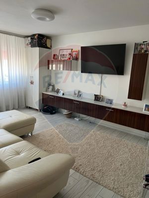 Apartament cu 2 camere de vânzare în zona Lapus Arges - imagine 5