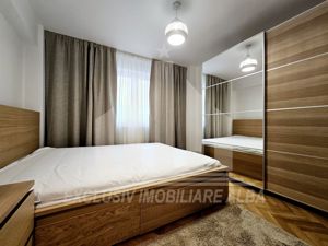 Apartament cu 3 camere decomandate, Cetate - imagine 6