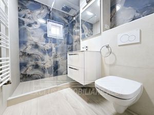 Apartament cu 3 camere decomandate, Cetate - imagine 8