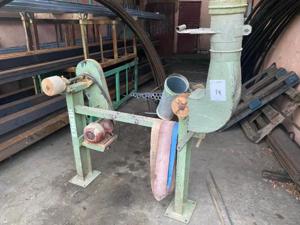 Slefuitor cu banda pentru lemn sau metal