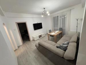 Apartament 4 camere de vânzare - imagine 2