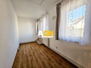 Penthouse 4 camere, mobilat, 100 mp utili + terasa 88 mp, ultracentral - imagine 15