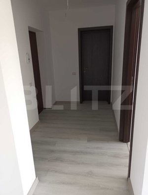 De vanzare apartament 2 camere Sanpetru - imagine 4