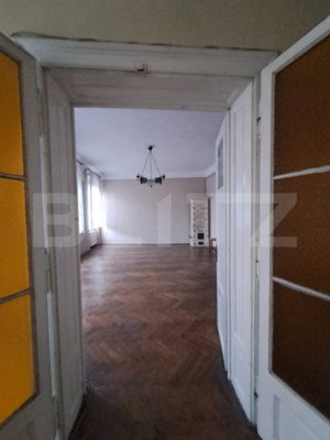 Apartament in vila, 4 camere, 300 mp, D+E+M, zona ultracentrala - imagine 19