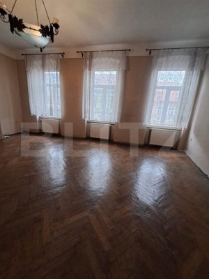 Apartament in vila, 4 camere, 300 mp, D+E+M, zona ultracentrala - imagine 16