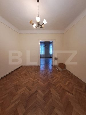 Apartament in vila, 4 camere, 300 mp, D+E+M, zona ultracentrala - imagine 18