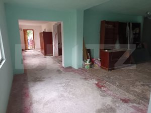 Casa renovabila ,spatioasa,cu un teren generos si gradina intr-o zona linistita! - imagine 10