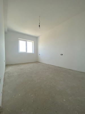 Penthouse 3 camere, decomandat, 81 mp utili, etaj 3, zona Torontalului - imagine 5