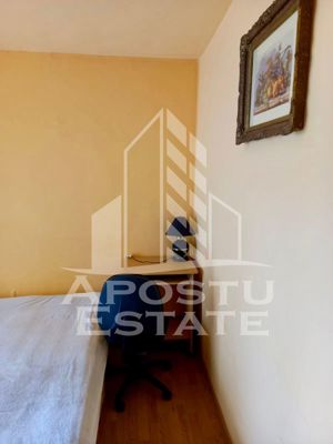 Apartament 2 camere,decomandat,centrala proprie,zona Aradului - imagine 2